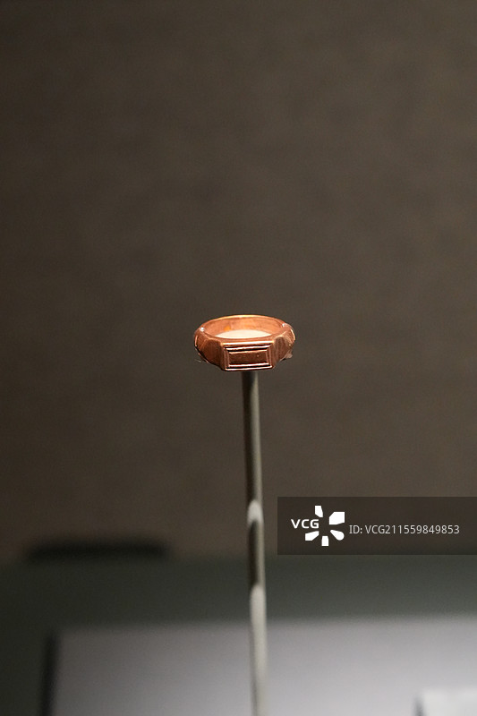 梁莊王金法戒图片素材