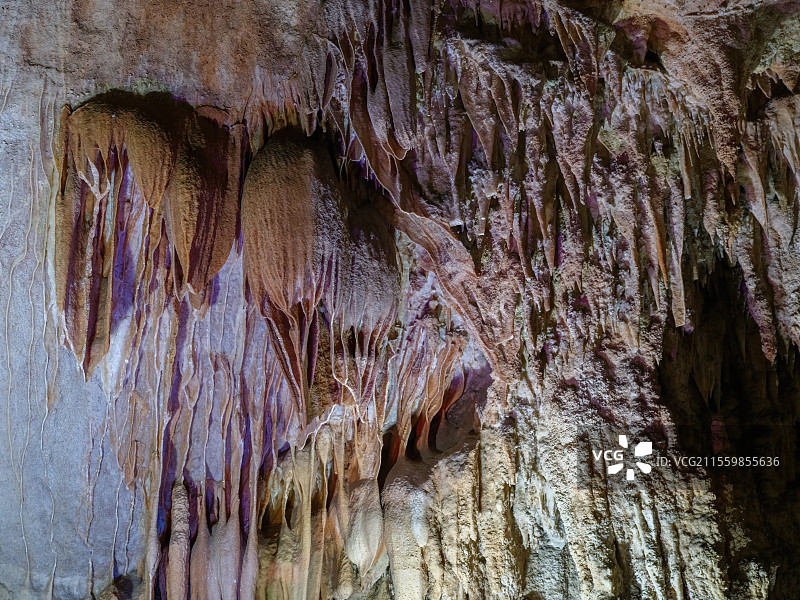 泸西县的溶洞阿庐古洞图片素材