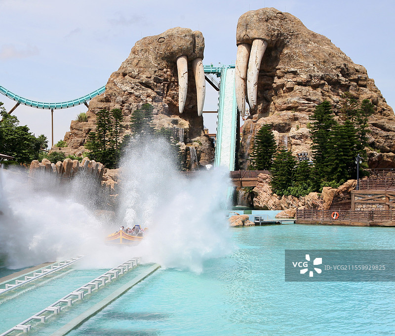 激流勇进图片素材