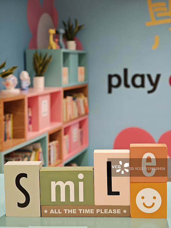 六一儿童节微笑笑脸积木图片素材