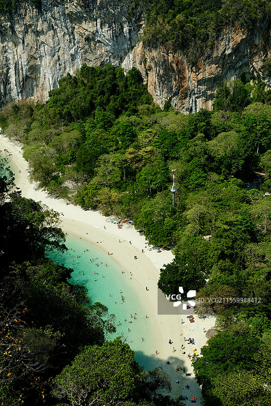 泰国甲米宏岛，从山顶俯瞰海湾图片素材
