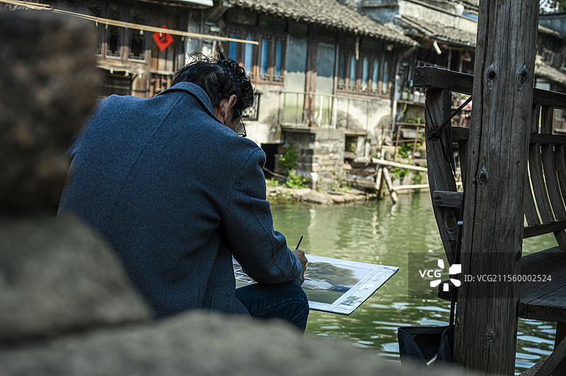 浙江乌镇南栅流水边写生图片素材