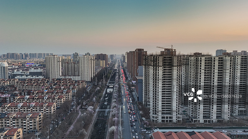 初学者的航拍体验图片素材