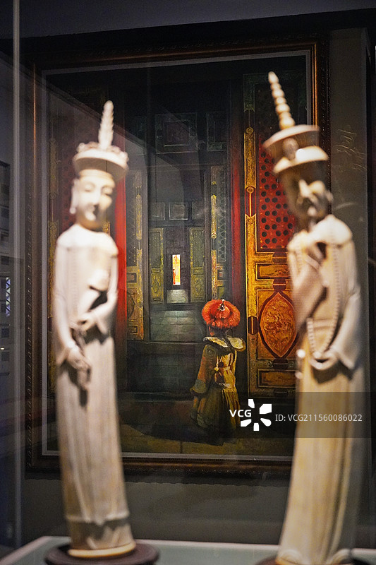 重重门槛恰山关，小小朝靴碾江山图片素材