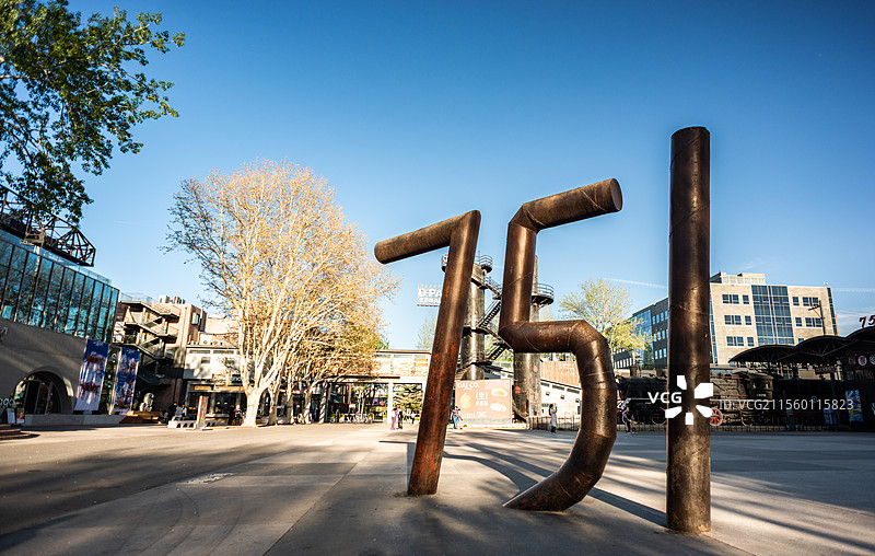 北京798艺术区751火车头广场图片素材