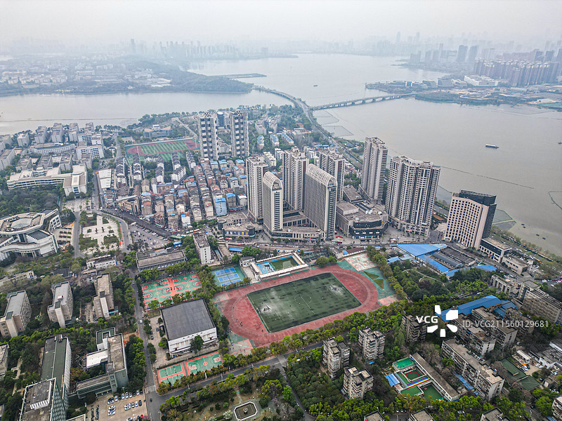 湖北武汉中南财经政法大学独特建筑航拍全景图片素材