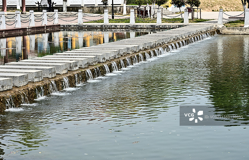 湖北南漳县水镜公园景观图片素材