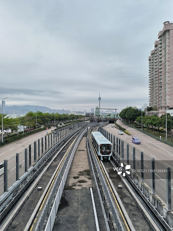 中国澳门轻轨轨道路线捷运系统城市交通澳门旅游塔列车地铁图片素材