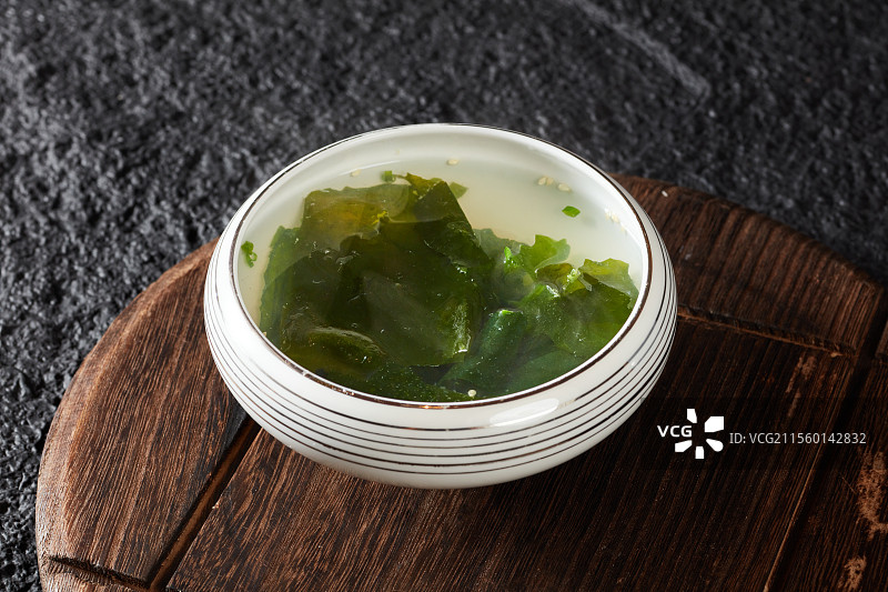 日式昆布海藻汤图片素材