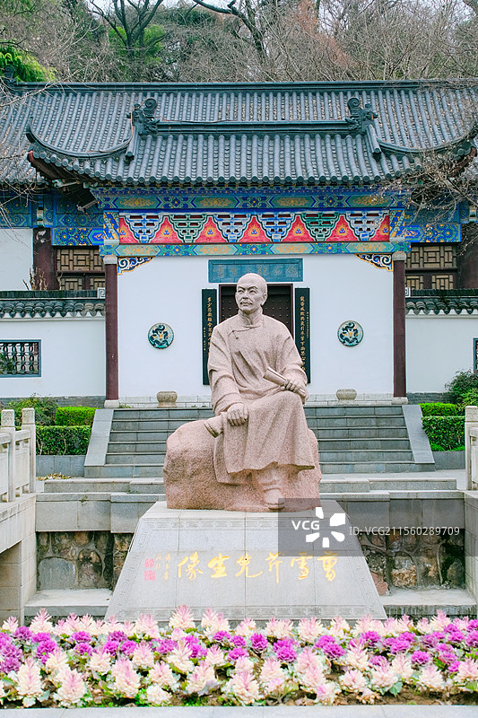 南京乌龙潭公园曹雪芹先生像雕像图片素材