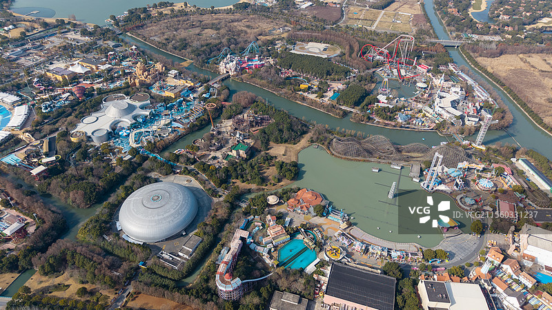 航拍视角下的上海欢乐谷图片素材