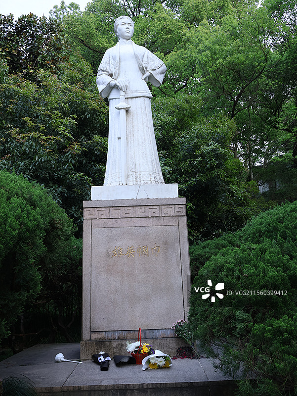 孤山公园秋瑾像图片素材