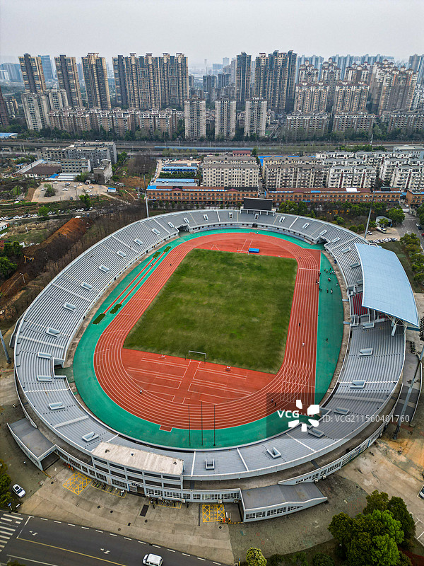 湖北武汉中南财经政法大学独特建筑航拍全景图片素材