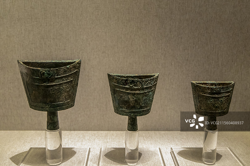 河南博物院“中原立国—夏商时期”展：回字纹铜铙（乐器）（商代后期，1968年温县小南张出土）图片素材