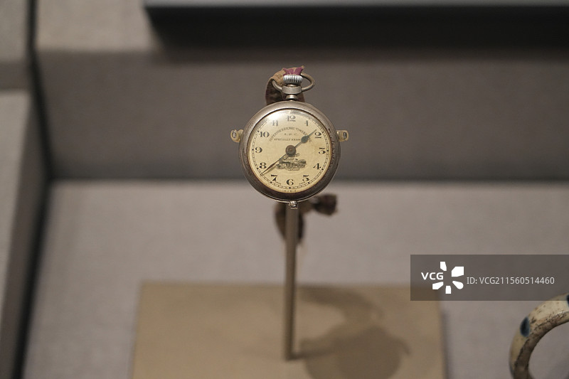 刘墉如赠给刘菊初的怀表图片素材