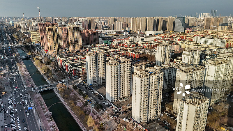 初学者的航拍体验图片素材