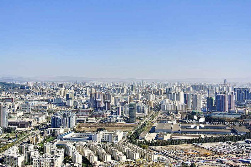 云南昆明市城市风貌，城市建筑规划，高空俯视图图片素材