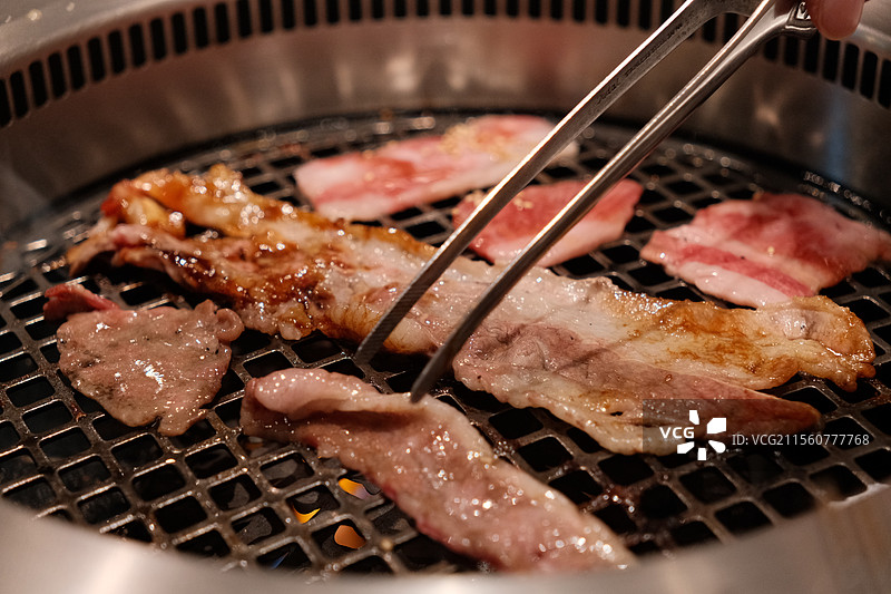 日式烤肉的近距离视图图片素材