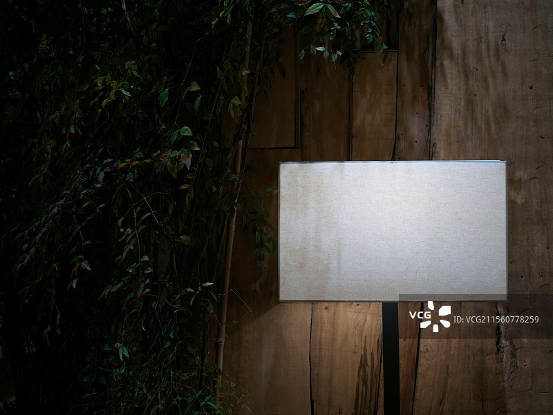 夜晚室内装饰温馨照明灯图片素材