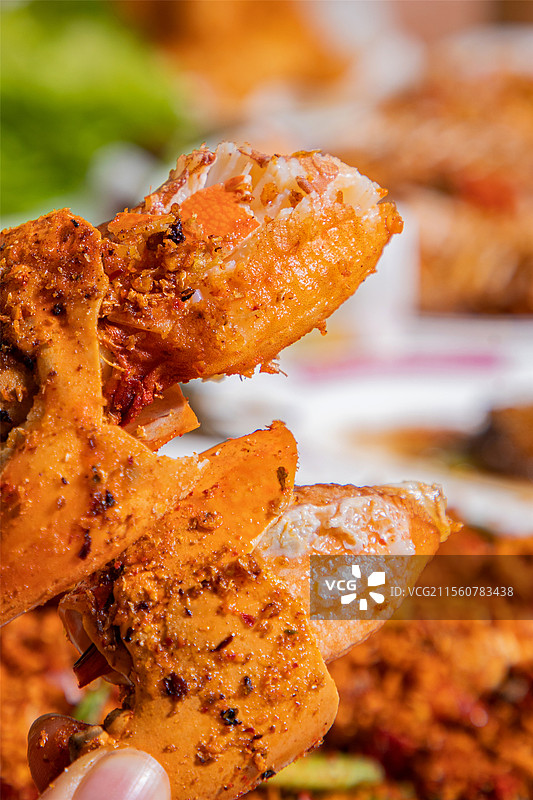 桥底辣蟹避风塘炒蟹大螃蟹蟹腿蟹钳香港美食粤菜蒜蓉蟹炸蟹大肉蟹图片素材