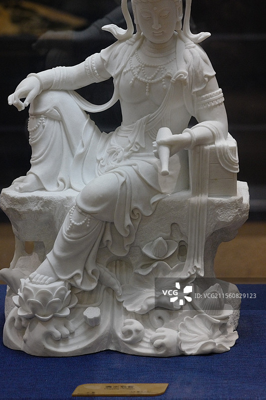 泉州非物质文化遗产博物馆石雕滴水观音图片素材