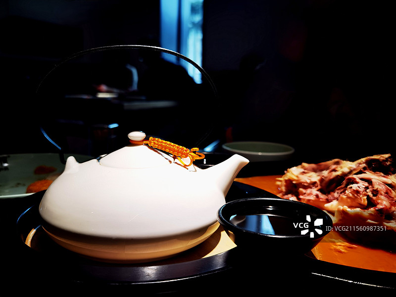 美食：西安名吃葫芦鸡.鸡汤图片素材