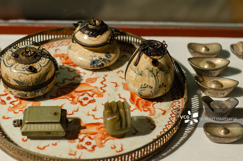 福州林则徐纪念馆传统古董器物组合展示图片素材