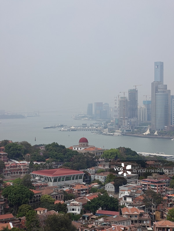 日光岩俯瞰鼓浪屿+鹭江两岸风光图片素材