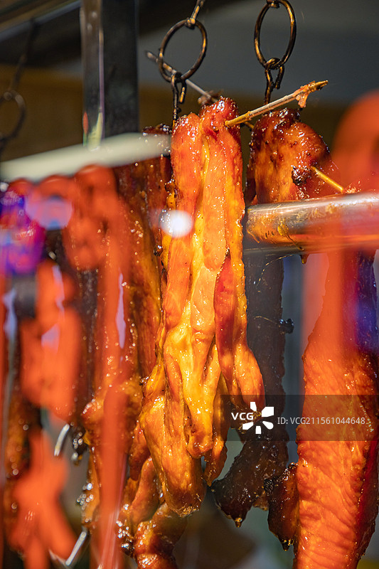烧卤脆皮乳鸽手撕鸽子烧鹅深井烧鹅港式烧腊烧味拼盘豉油鸡白斩鸡秘制叉烧香港特产香港美食粤菜广东菜潮汕图片素材