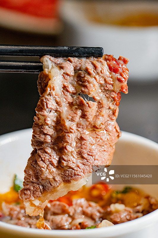 潮汕火锅潮汕牛肉火锅粤式火锅牛肉黄牛肉火锅肥胼牛腩清汤牛肉火锅三花趾五花趾吊龙匙柄胸口朥手打牛肉丸图片素材