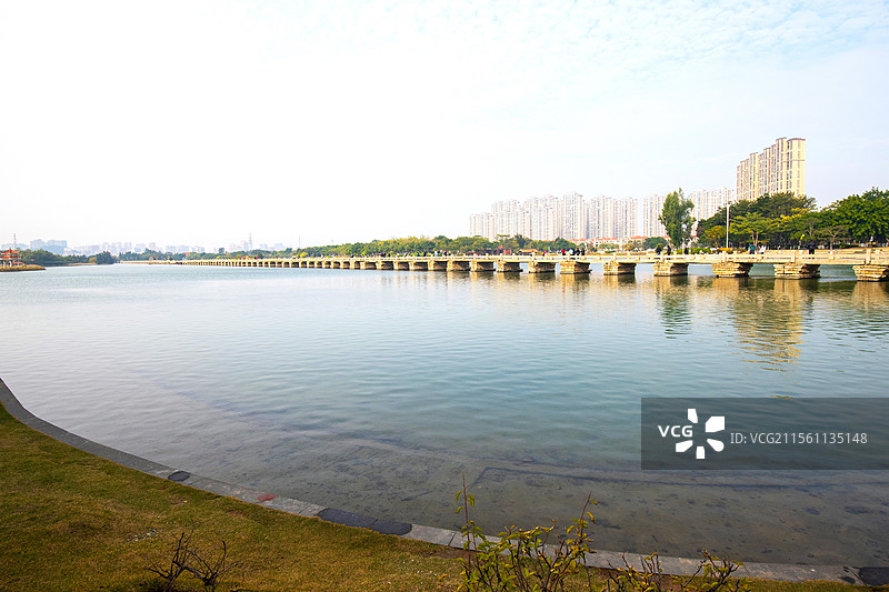 福建泉州晋江安海国家级文保单位安平桥及周边风光图片素材