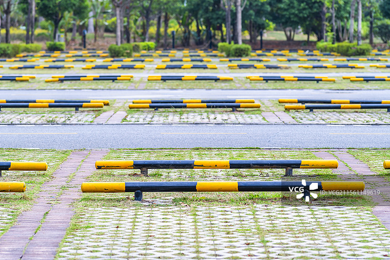 户外停车场图片素材