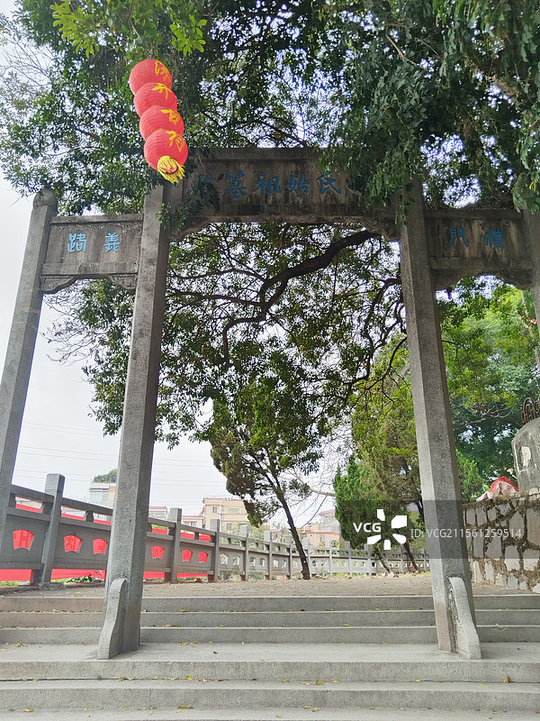 春天的深井古村图片素材