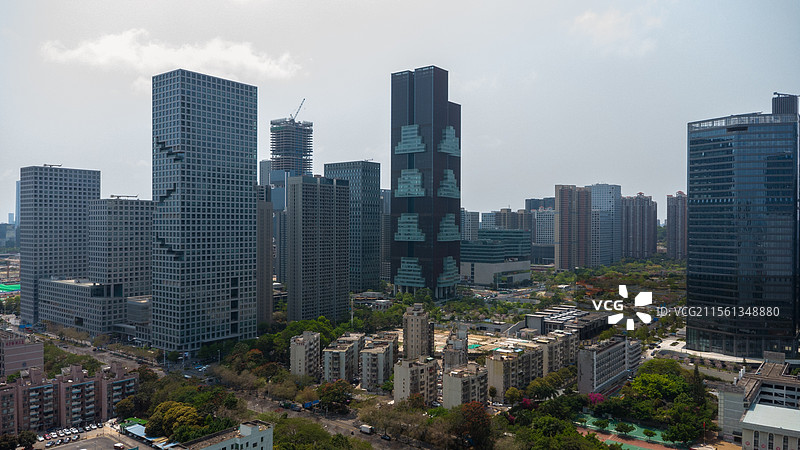 航拍全景：深圳市南山区西丽街道留仙洞总部基地-万科云城-深圳国际创新谷-创智云城-城市风光建筑图片素材