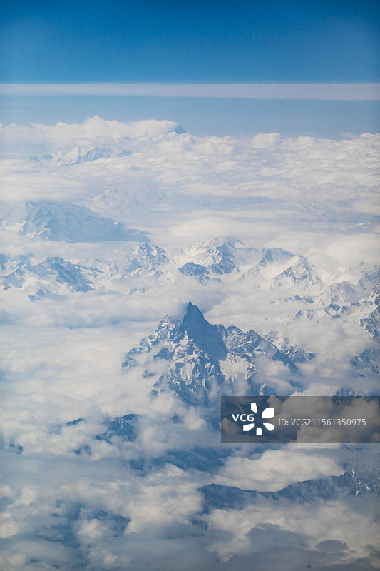 四川雅拉雪山航拍图片素材