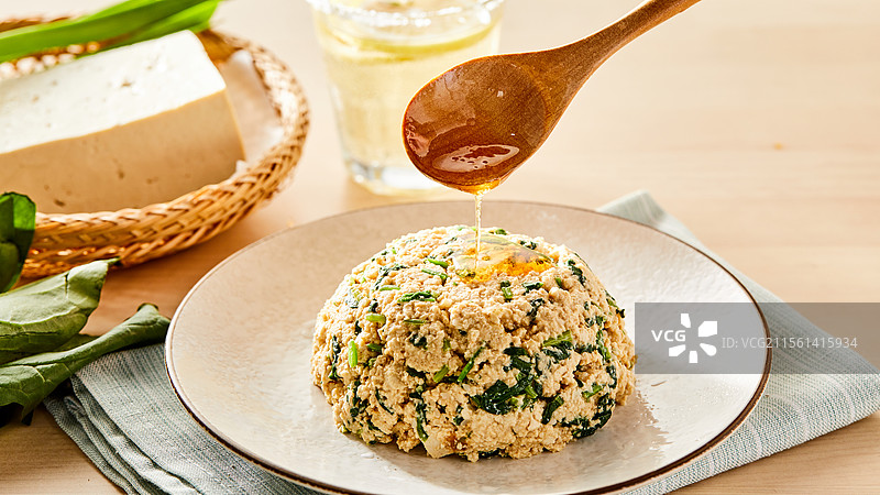 轻食素食减脂餐 菠菜豆腐图片素材
