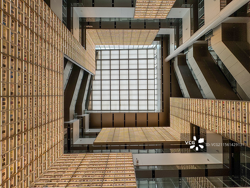 南京江北图书馆 图书墙 知识穹顶 南京网红打卡地图片素材