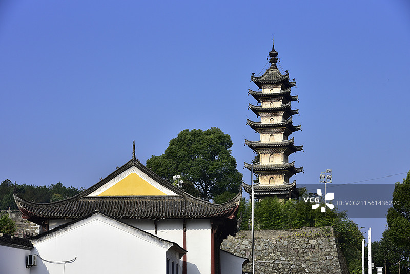 安徽歙县徽州古城太平兴国寺长庆寺塔图片素材