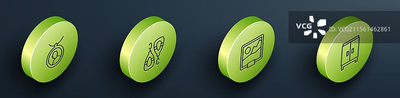 等距线条锁骨链上的耳环图片素材