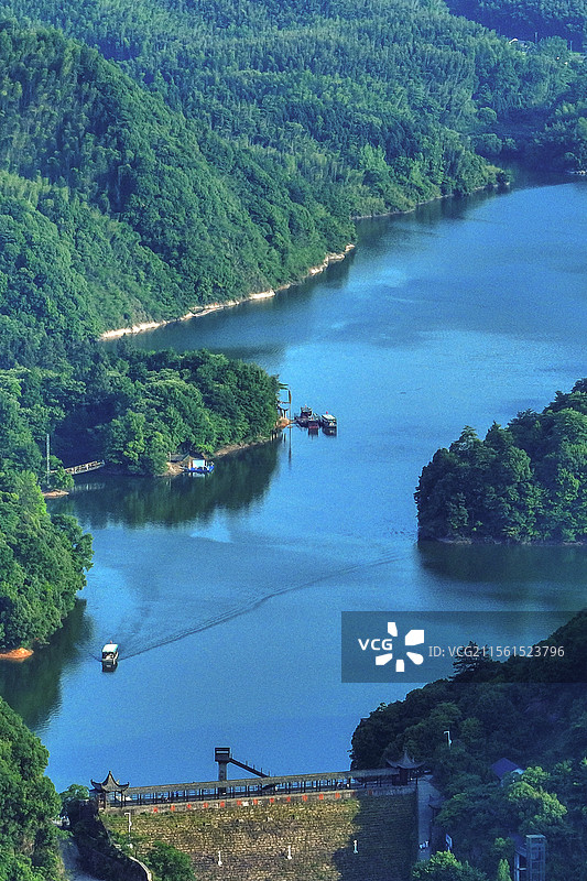 九华天池景区+安徽省池州市贵池区傩仙镇九华天池风景区-竖幅图片素材