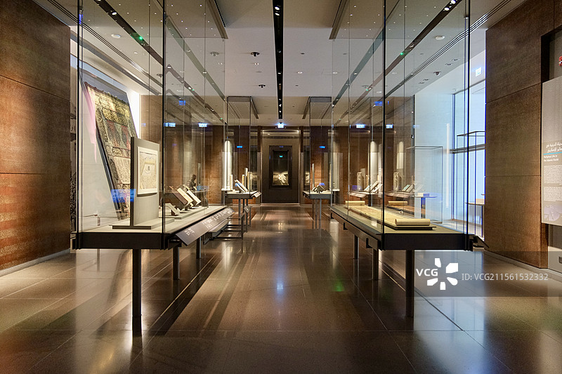 卡塔尔伊斯兰艺术博物馆，内部展品陈列展示图片素材