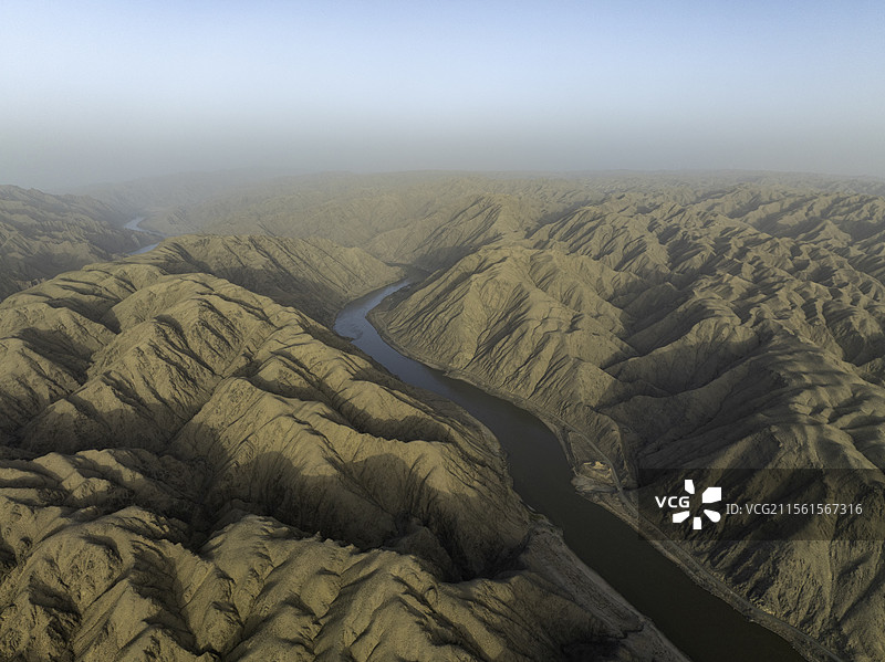 航拍中国66号公路 祁连山脉 黄河图片素材