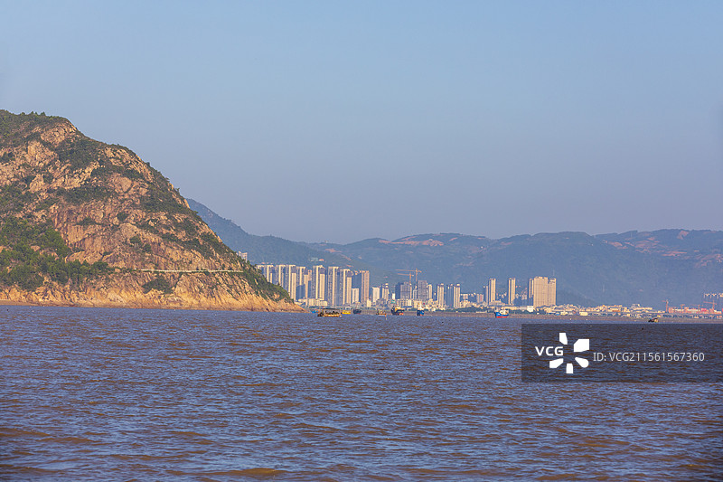 福建省宁德市霞浦海岸线，渔船，大海，县城图片素材