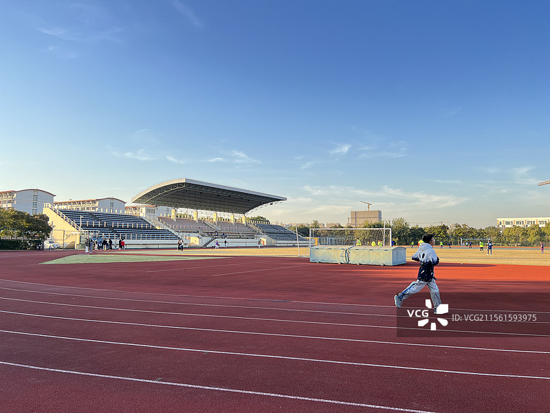 上海外国语大学体育场图片素材