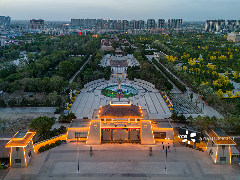 航拍武威雷台公园夜景图片素材
