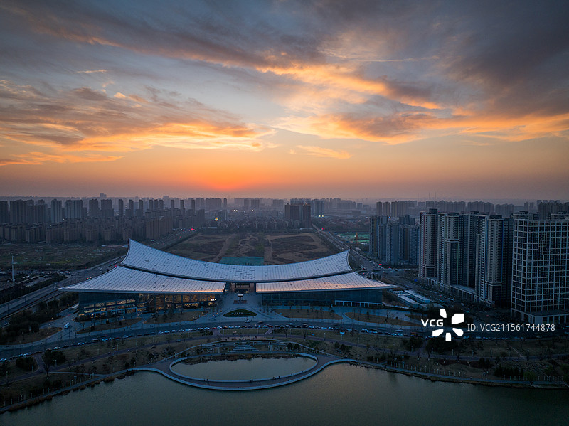 航拍西安长安书院夜景晚霞图片素材