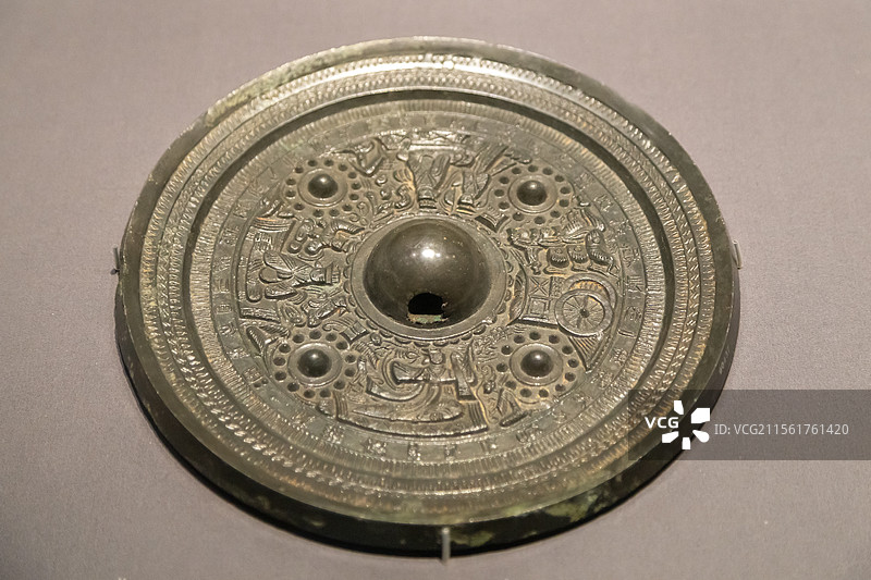 浙江省博物馆 东汉-“田氏作”铭西王母舞蹈画像镜图片素材