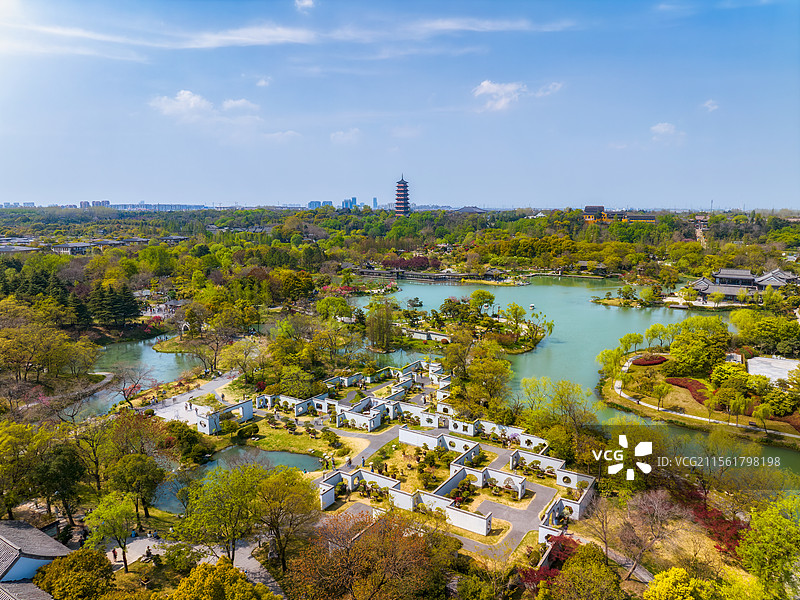 江苏，扬州市，蜀冈-瘦西湖风景名胜区，扬派盆景博物馆，疏林观风，绿云亭，风月洁善，都市天际线，航拍图片素材
