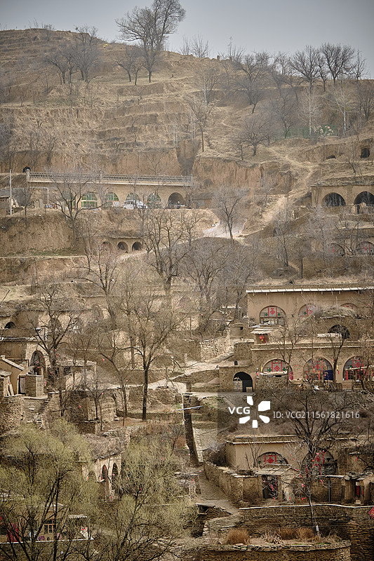 陕北黄土坡的农村窑洞，电视剧《平凡的世界》取景地，榆林绥德郭家沟村（双水村）图片素材