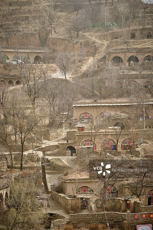 陕北黄土坡的农村窑洞，电视剧《平凡的世界》取景地，榆林绥德郭家沟村（双水村）图片素材